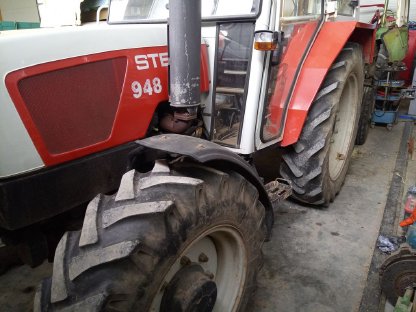Gepflegten Steyr 948 A  Traktor  in Topzustand