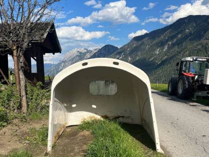 Bild 2:Kälberiglus gebraucht