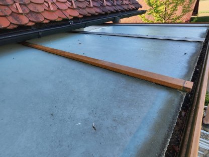 Bild 7:Balkongeländer mit Überdachung