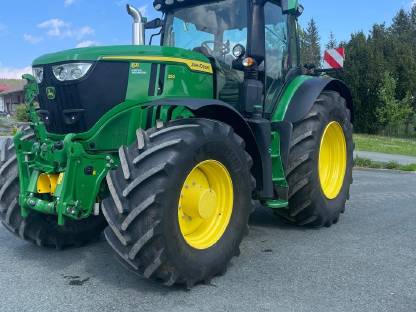 John Deere 6R 250