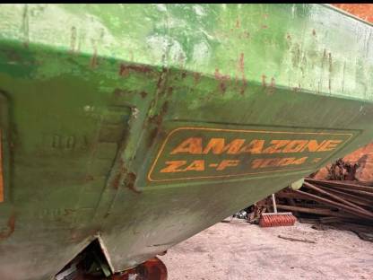 Bild 3:Amazone Düngerstreuer ZA-F 1001