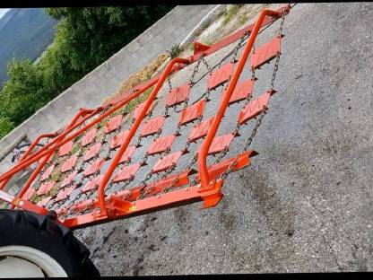 Bild 2:Wölfleder 4 m Wiesenegge