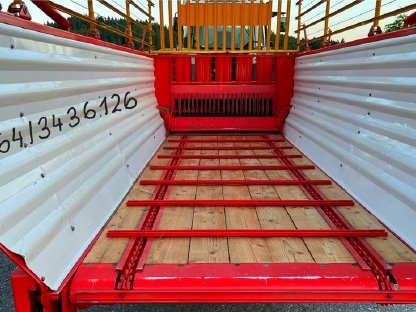 Bild 7:Pöttinger Ladewagen Boss II