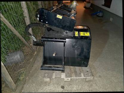 Bild 3:Schlitzfräse CAT T9B