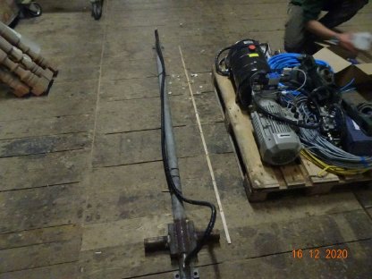 Bild 2:Hydraulikpumpe, Hydraulikzylinder