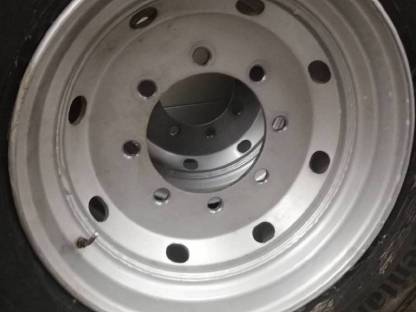 Bild 2:Komplett Kipperreifen 385/65R22,5 8 Loch ET0