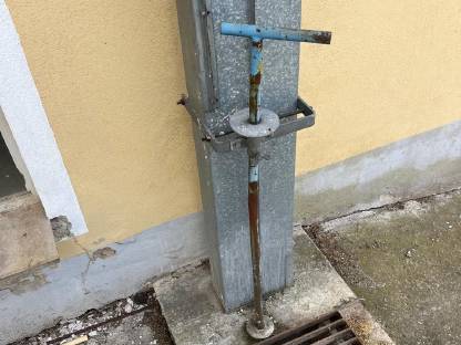 Bild 2:Kettenelevator inkl. Zubringer