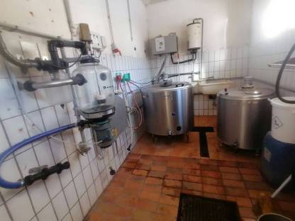Komplette Alfa-Laval Rohrmelkanlage inkl. Leitungen