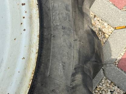 Steyr 8070a mit Hauer-Frontlader