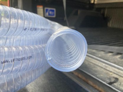 Bild 3:PVC-Saugschlauch Plutone mit Stahlringen