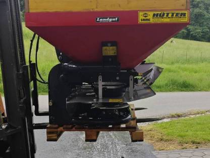 Bild 3:Düngerstreuer Landgut Apollo