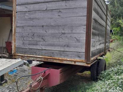 Bild 3:Kipper auf Mercedes-Fahrgestell