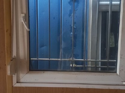 Bild 6:4 gebrauchte Container – vielseitig nutzbar – VB