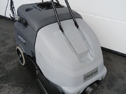 Bild 2:Kehrmaschine Nilfisk SW900