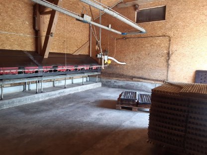 Legehennenaufstallung für 400 - 500 Legehennen