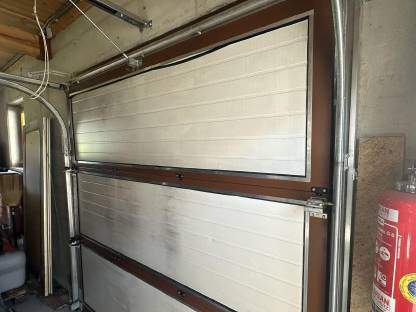 Bild 2:Huter Garagentor el. Antrieb, ehest abholbar LIPOMAT 601