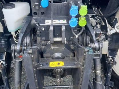 Bild 9:New Holland T5030