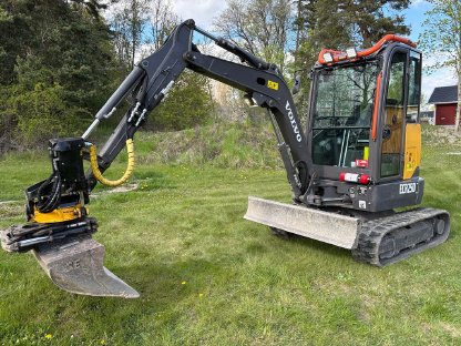 Excavator Volvo ECR25D