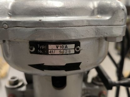 Bild 3:Dosenverschlussmaschine V 10 A, Stiller