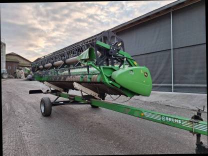 Bild 9:Mähdrescher John Deere T560 Hillmaster Bj. 2011, 6,7 m