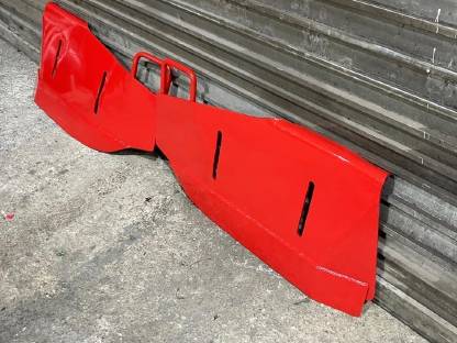 Bild 2:Pöttinger Kreiselegge Seitendeckel