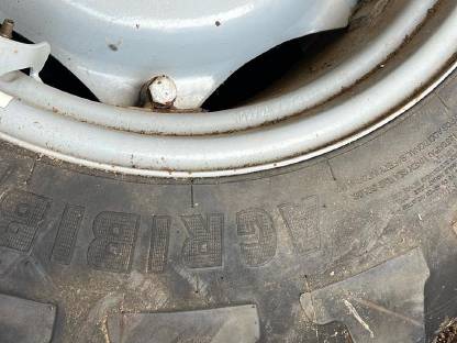 Bild 3:Pflegebereifung auf Verstellfelgen