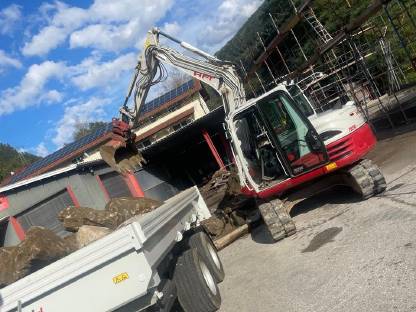 Bild 4:Baggerarbeiten mit Baggern von 1,5 t bis 22 t