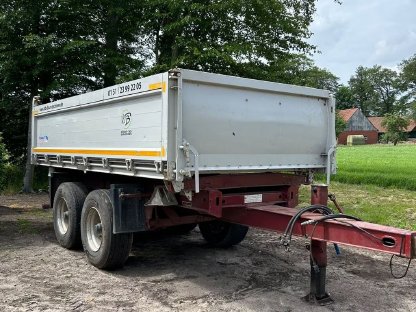 Schmitz ZKD 18 Dreiseitenkipper Erdmulde Erdkipper
