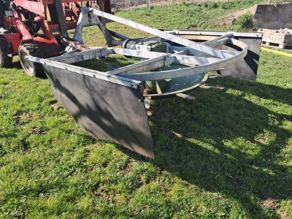 Bild 3:Fliegl Siloverteiler