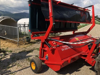 Fransgard Schwadlüfter SV 250 09SE, Stroh Luzerne