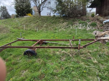 Bild 2:Fahrgestell von Bauwagen zu verkaufen