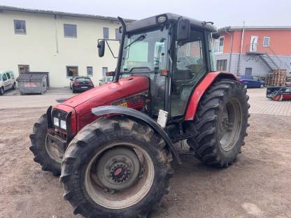 Massey Ferguson 4255 - Bj. 2000 mit 3.900 Std.