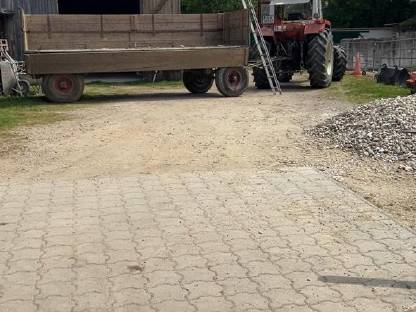 Bild 7:Traktor Anhänger Kipper Engelmaier