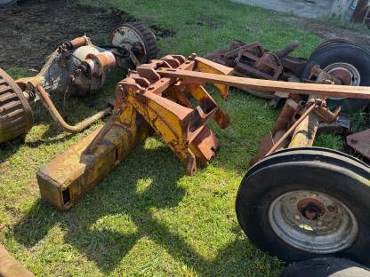 Anbaugerät für Traktor oder Bagger