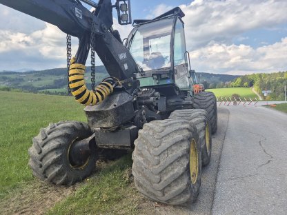 Bild 2:Timberjack 1070D