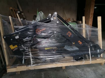 Frontlader HAUER POM-R passend für Case CX 90 Allrad