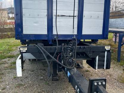 Bild 9:Krone Wechselbrückenanhänger