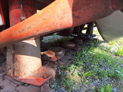 Bild 9:Frontmähwerk Kuhn