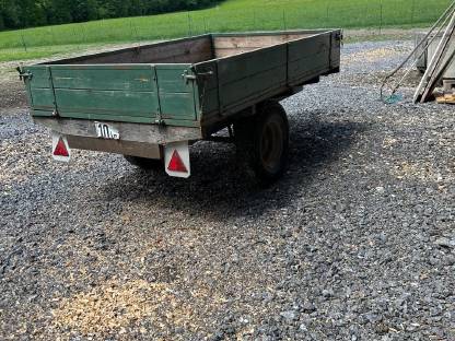Bild 2:Anhänger für Kleintraktor
