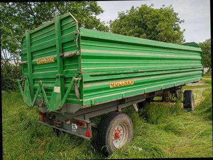 Bild 4:Müllner Anhänger 2-Achs 2-Seiten Kipper