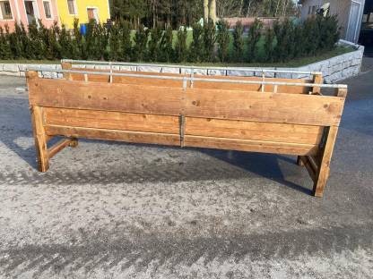 Bild 4:Futterraufe Schafe