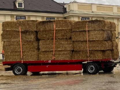 Verkaufe Stroh B-Ware