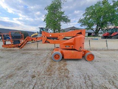 Hubsteiger Arbeitsbühne JLG E 400JPN