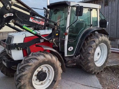 Steyr 667 A mit Frontlader