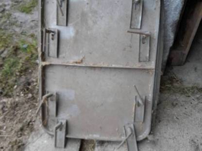 Bild 2:Hochsilotüren neuwertig