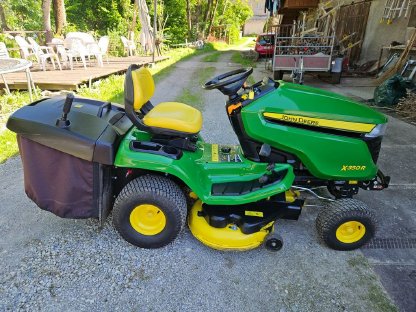 Rasentraktor John Deere X350R