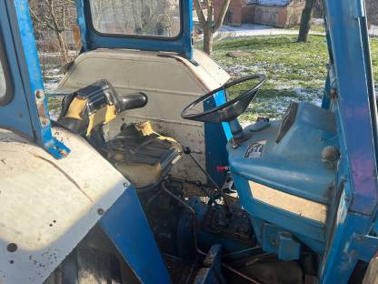 Bild 8:Ford 4600 inkl. Frontlader