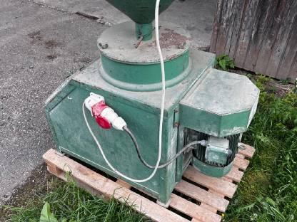 Bild 4:Voran Getreidemühle