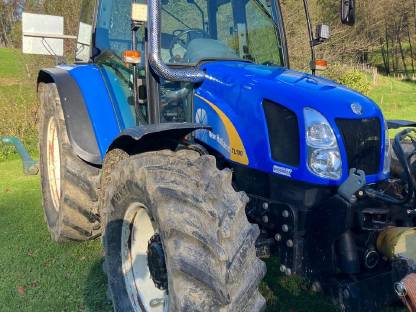 New Holland TL100A