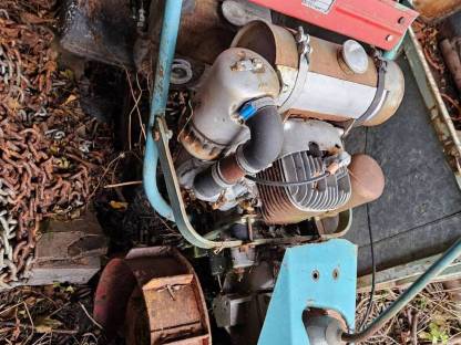 Bild 5:Motormäher Vogel & Noot